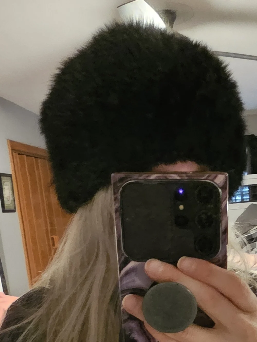 Surrell Black Fox Fur Russian-style Cossack Hat Womens